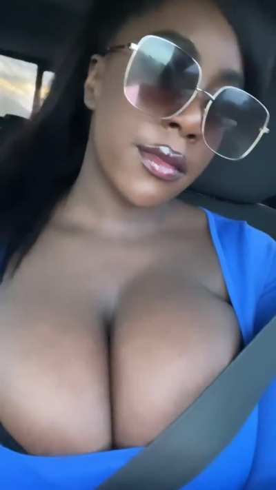 😎