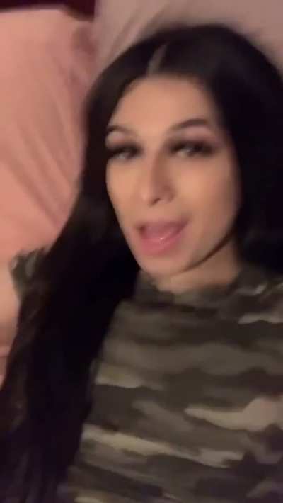Surprise baby, now come suck it I&rsquo;m horny 😩😛