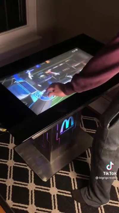 McDonald&rsquo;s Table Player