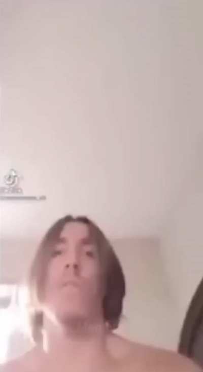 🤯