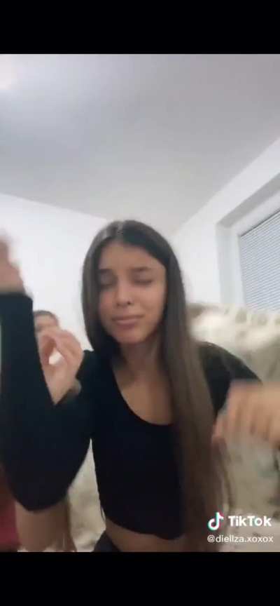 Diellzaxoxox