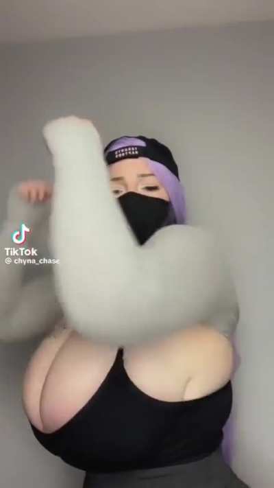 Chyna 