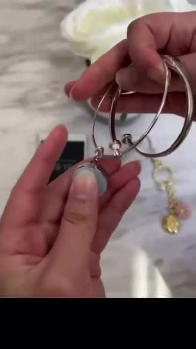 Kidnappers hate this one simple trick