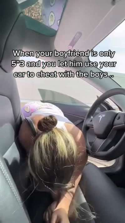 Too much booty 🍑