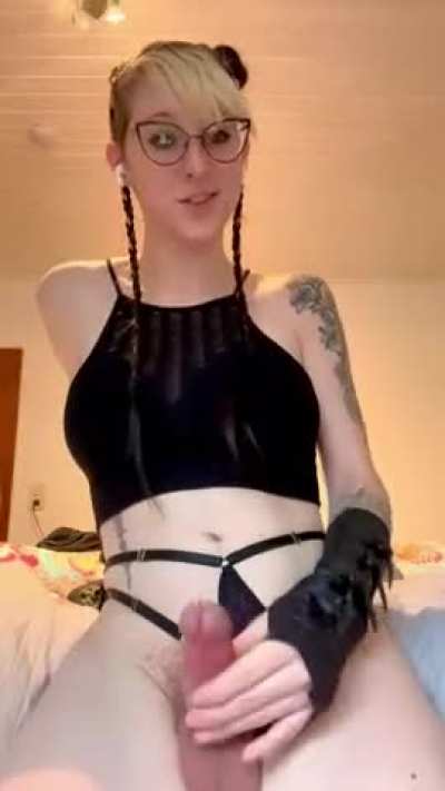 Can you see my nipples through this shirt?