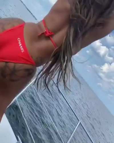 🍑
