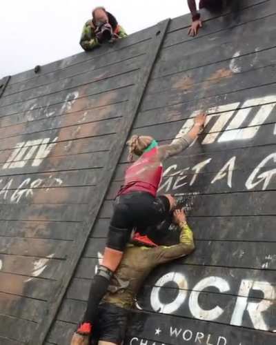 1 Girl, 2 Boys &mdash; Teamwork does the dream work!