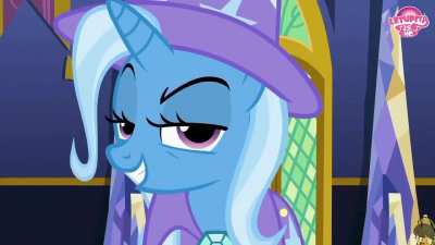 Twilight's reaction is priceless