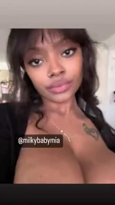 OC do my boobs look good enough to suck on? 🤭