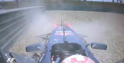 Sebastien Buemi&rsquo;s double front suspension failure during 2010 Chinese Grand Prix