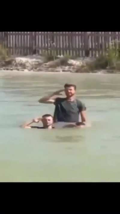 VaLianT LaSt MoMeNts Of NaVy SaiLoRs CaUgHt On FiLm