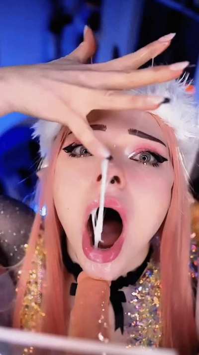 HAPPY NEW YEAR 🎉🍾 this Christmas elf Deepthroat video is finally available now 💦👅 Christmas, birthday and New Year&rsquo;s Eve took all my power so nowwwww you got it already in your DMs if you are subbed 😇✨ And if you&rsquo;re late to the party, text me NAUGTY ELF a