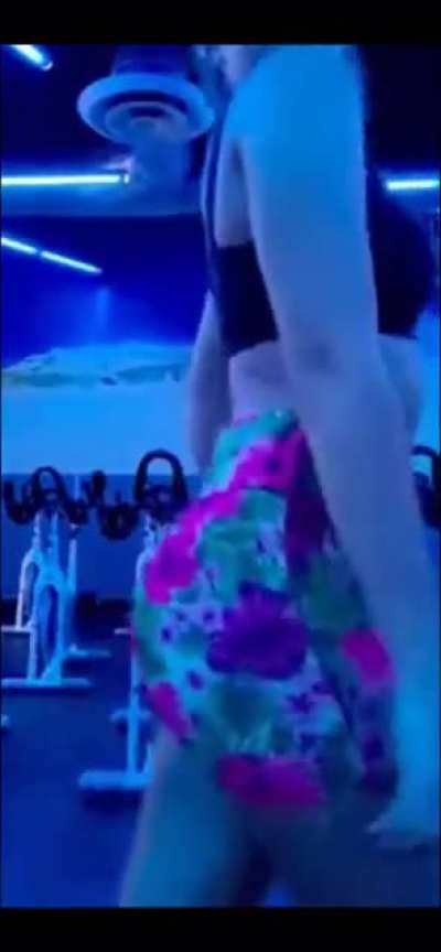 Here&rsquo;s a little vid she made. Quality came out really bad on her end so if she puts out a high res one I&rsquo;ll post it.