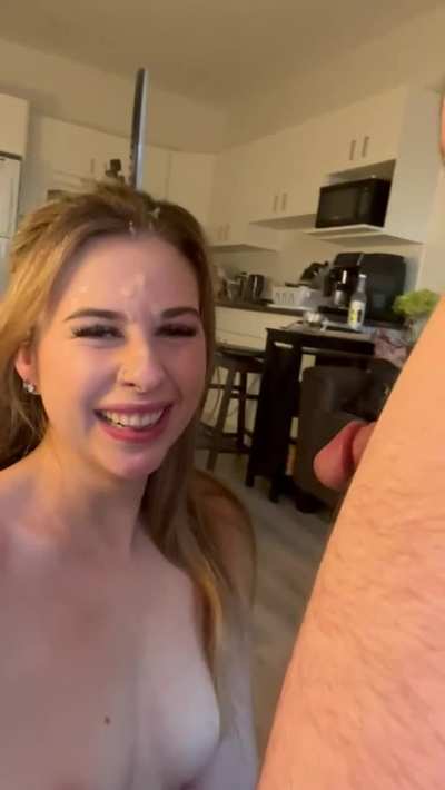 I&rsquo;m always happy with cum on my face!
