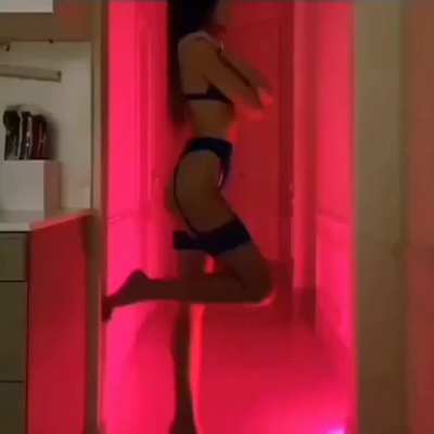 NSFW İnstagramda G&ouml;rd&uuml;m Sayfanın Adminine Sordum Hatırlamıyorum Dedi Galeride Var Atayım Arardın Dedi Bende KGBTR Askerlerini Se&ccedil;tim Bunu Bulmaları İ&ccedil;in Nolur Bulun Yav ismini