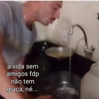 😂