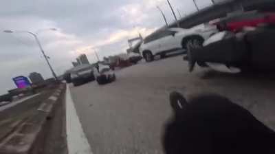 lane splitting at that speed is the dumb part.