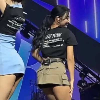 Jihyo Rollin