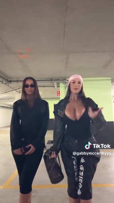 @gabbymccarthyyy