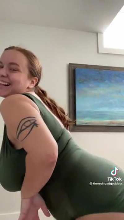 @theredheadgoddess