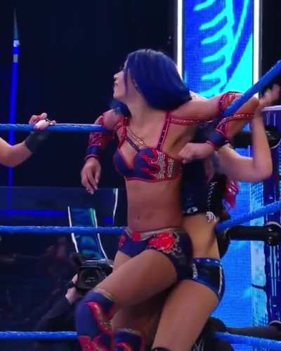 Sasha Banks and Alexa Bliss