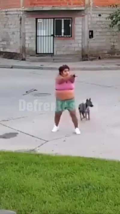 More Rial mete fierro y se la banca...