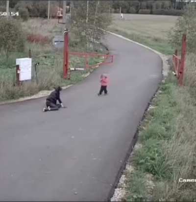 Poor kid probably suffered permanent trauma. Smfh