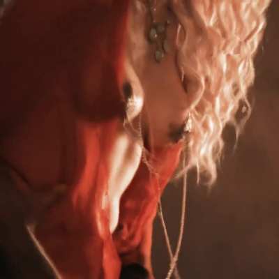 Lucy Lawless