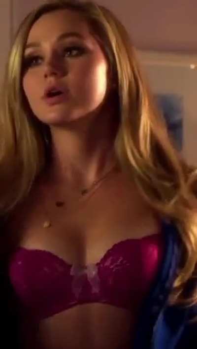 Brec Bassinger