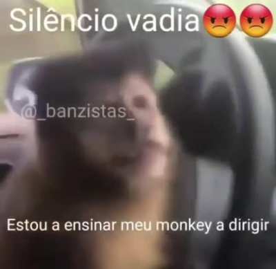 😡