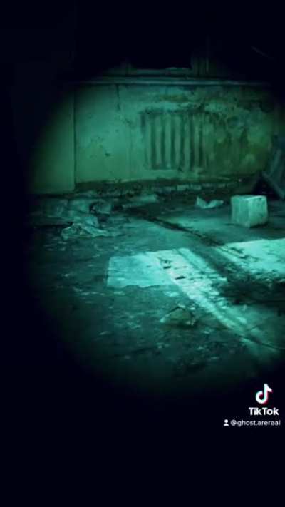 Crying man in abandoned laboratory Part 1 #animation