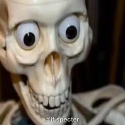 Guys its spooky OCtober YU know WHAat THAT menas!