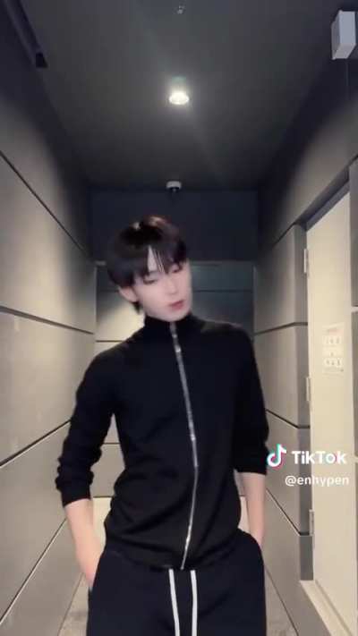 251012 Tiktok: Sunoo