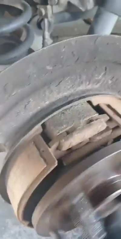 09 dodge ram wheel bearing maybe.