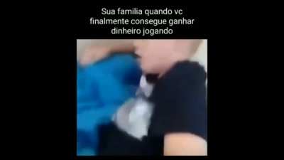 sua familia quando voce come&ccedil;a a ganhar dinheiro jogando