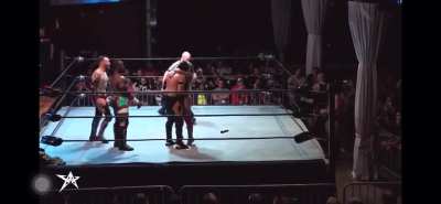 Scarlett bordeaux kissing