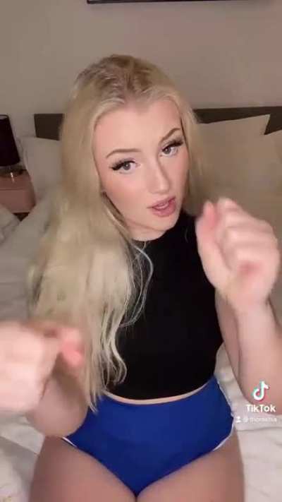 Shaking my big teen ass for TikTok