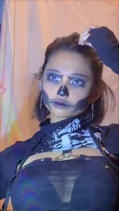 Jeila Dizon