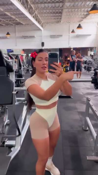 Fernanda Bande