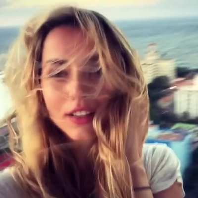 Ana de Armas is mesmerizing
