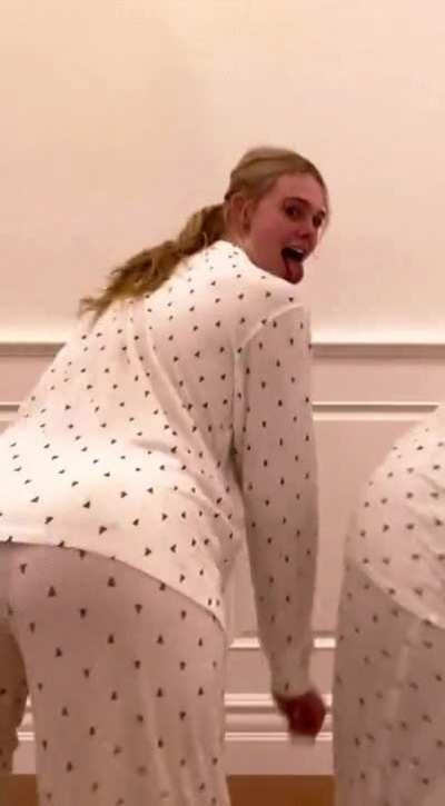 Elle Fanning