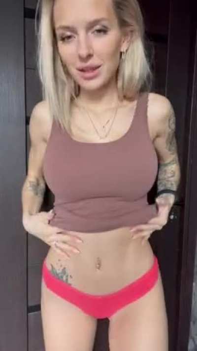 love that dress and do little strip