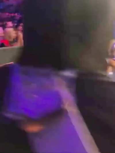 Bayley&rsquo;s Booty trying to bust right out of her tights 🍑🤤