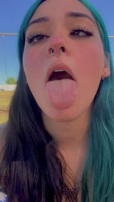 You guys were so sweet to me &hellip; here, have a gif this time ;)