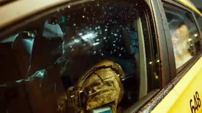 New Russian recruitment ad reduced to just yelling "Be a Man!" at people working terrible jobs