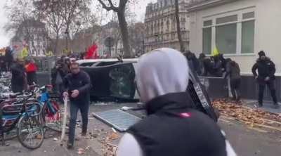 Seems France is having great fun for Xmas