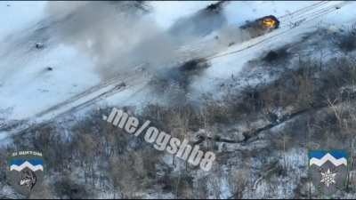 A hit from short distance on russian APC by ukrainian soldier in a trench