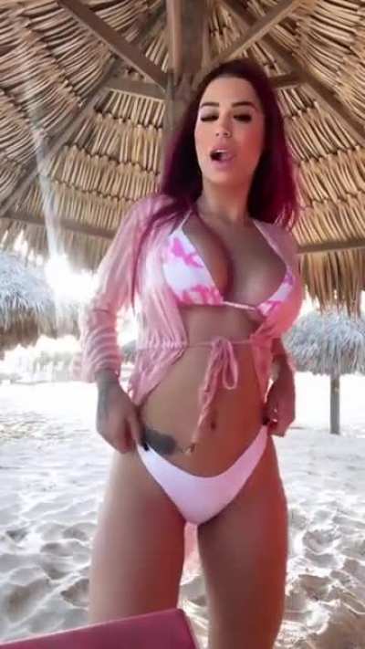 Mar&iacute;a Eug&ecirc;nia