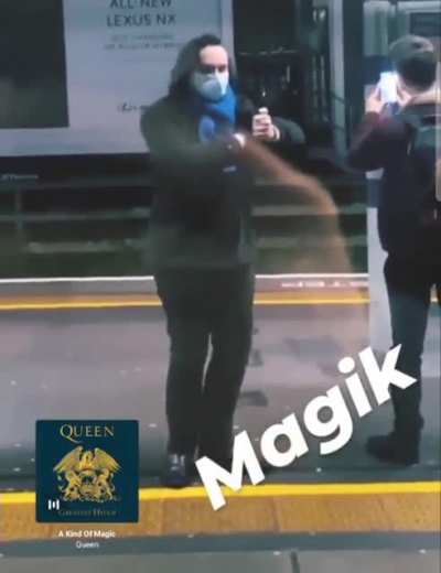 Magic being exclently performed at Bromley Station
