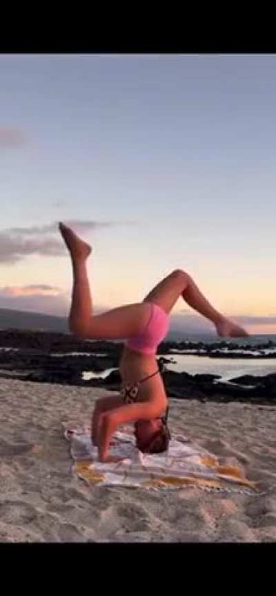 👙👙